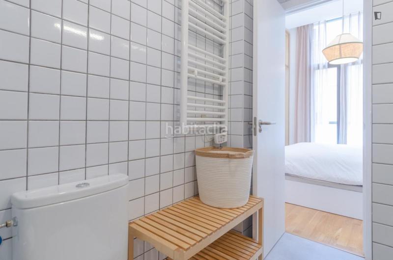 Foto f9862bc2-9c36-4546-b8ef-b697c9057c5b. Location appartement dans Universidad-Malasaña Madrid