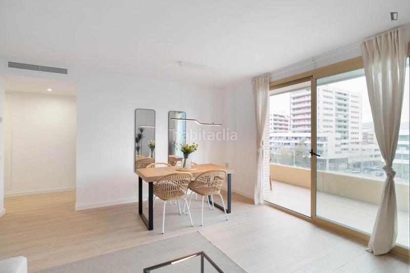 Foto 35b1664a-4aa7-4859-85d8-40a71ded0430. Rent apartment with heating in Gorg Badalona