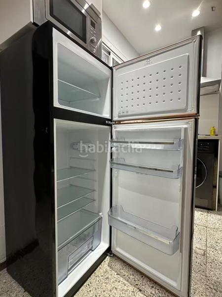 Foto 3acd65f9-c8e1-43f2-91e3-38f2b56dbadc. Lloguer apartament amb calefacció a La Nova Esquerra de l´Eixample Barcelona