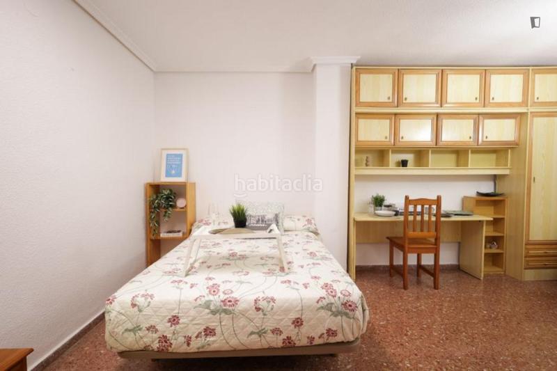 Foto f55031d6-8d65-4fb0-8b74-acf40e0b2f23. Miete appartement in Barrio de Benimaclet Valencia