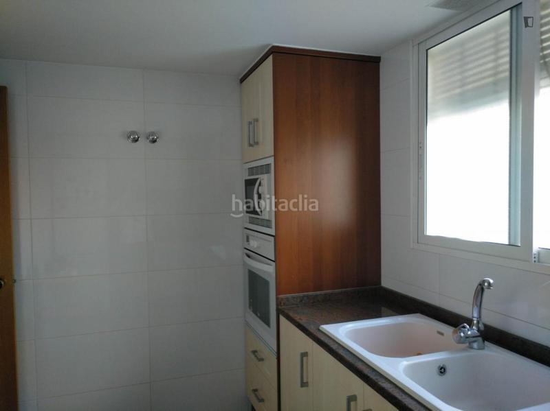 Foto 730f9401-2799-453c-b5ef-d8d1f97732d1. Rent apartment with heating in Barrio de Benimaclet Valencia