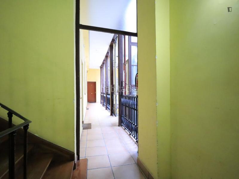 Foto b91a44c1-cfb7-4ca9-affa-ad108a03958f. Lloguer apartament amb calefacció a Argüelles Madrid