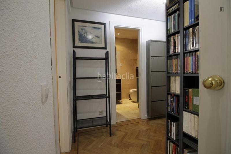 Foto 3fd17f03-31f9-4faf-ba76-fc0a908977e2. Lloguer apartament a Sol Madrid