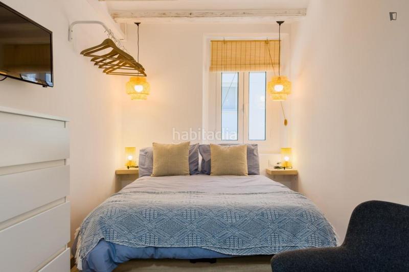 Foto 0d7aef82-d3c8-4c7e-be9e-0da71c3e7bf9. Miete studiowohnung mit heizung in Raval Barcelona
