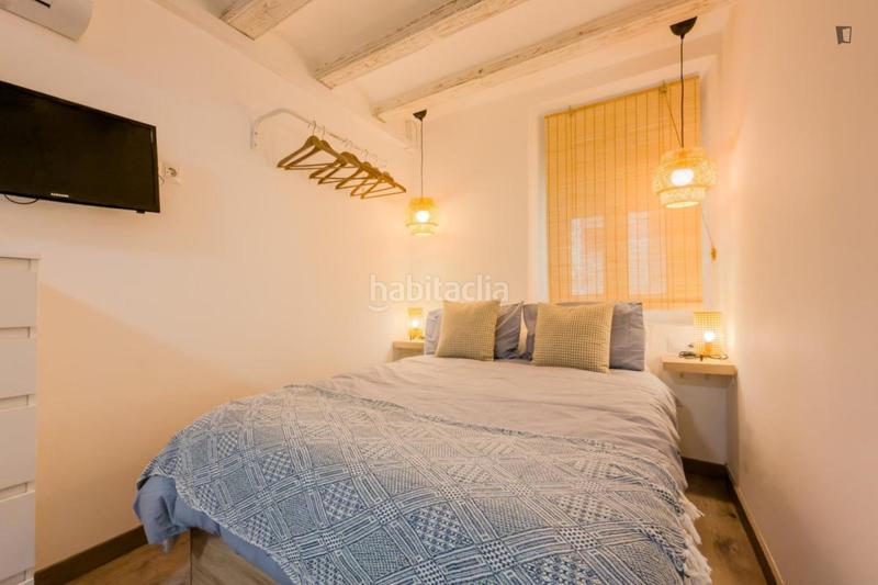 Foto 1eb0178e-dc3e-491f-91ee-fc9e1f82e77b. Miete studiowohnung mit heizung in Raval Barcelona