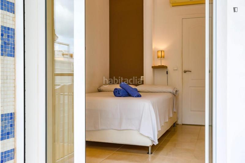 Foto 8e0e7a42-253c-4eaf-b4ac-54612e5a6465. Alquiler apartamento en Centre Sitges