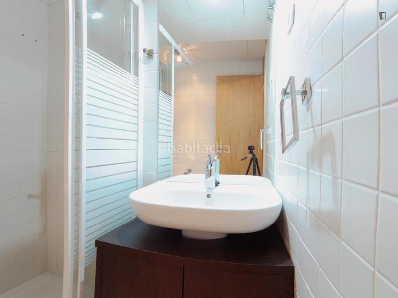 Foto e130f244-869d-435e-ac0c-2b436143fc2a. Lloguer apartament a Cortes-Huertas Madrid