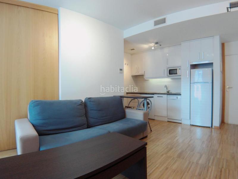 Foto 68762902-6b3b-418b-84d2-a0ba75c06a54. Location appartement dans Cortes-Huertas Madrid