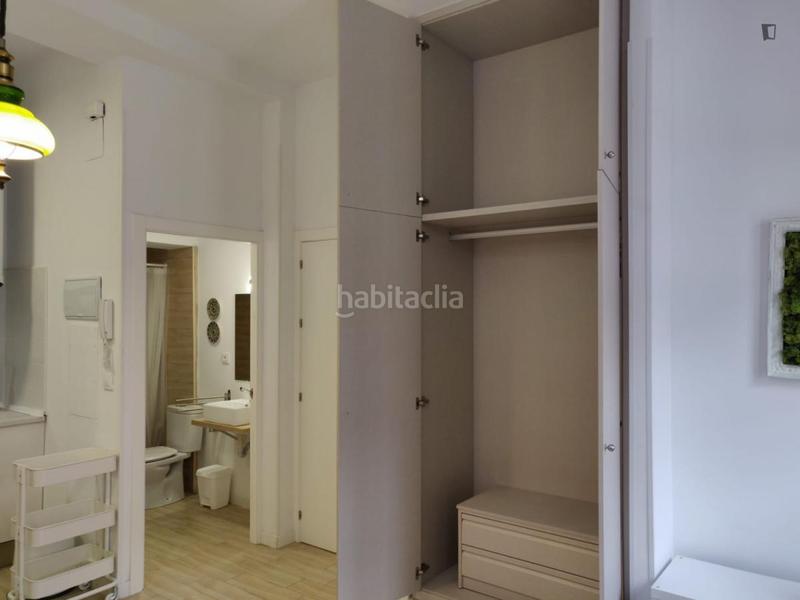 Foto 1d5a54ad-b09c-4baf-9dac-1fe7fbb98ae1. Miete studiowohnung in El Cabanyal-El Canyamelar Valencia