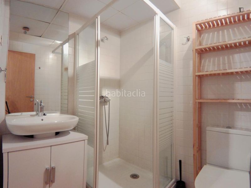 Foto 829d64b6-81b9-4b0f-848d-f793cf3d89f6. Location studio dans Cortes-Huertas Madrid