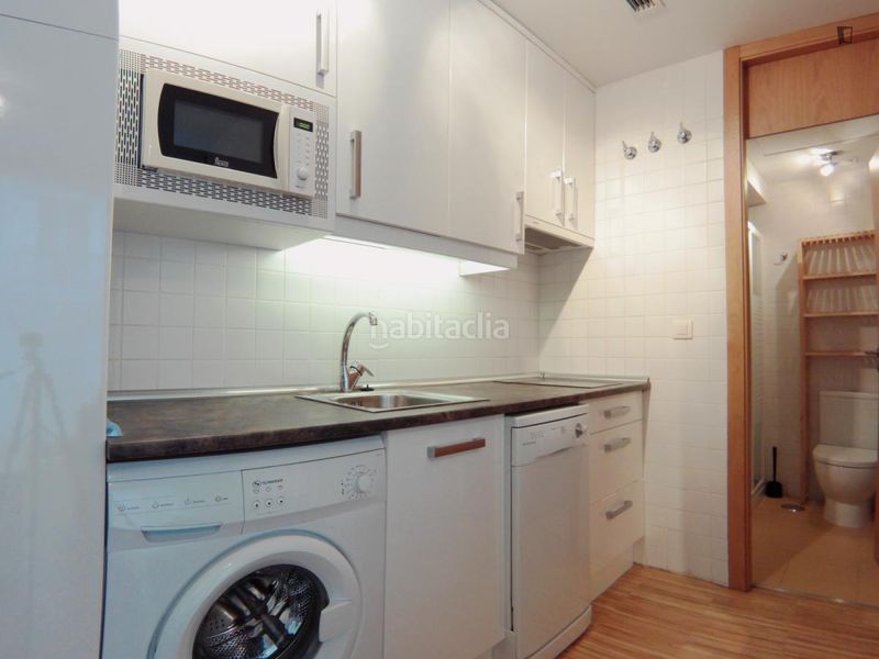 Foto 9fce1c19-5d17-472c-850b-b7a9e5954164. Location studio dans Cortes-Huertas Madrid