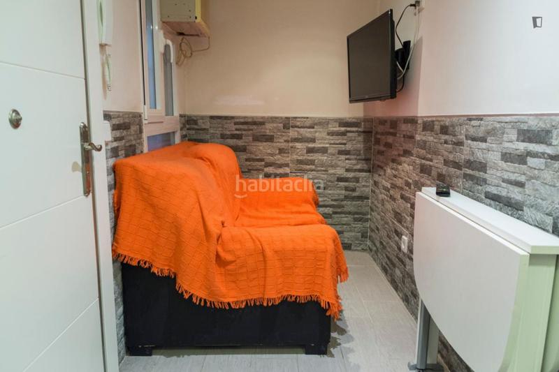 Foto 0b816825-f878-4e69-a7d8-2c19f4265b1b. Alquiler apartamento en Acacias Madrid