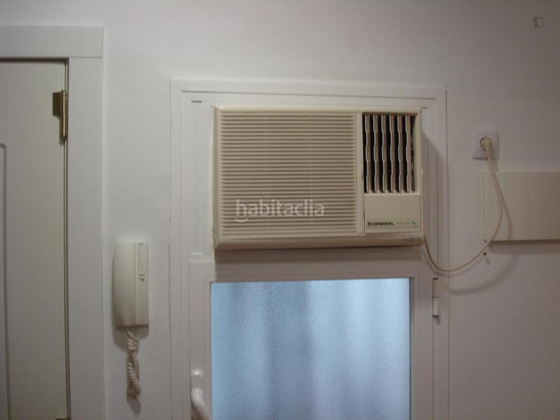 Foto dc2f3c50-b485-4e25-9045-45cbe1ff606c. Alquiler apartamento en Embajadores-Lavapiés Madrid