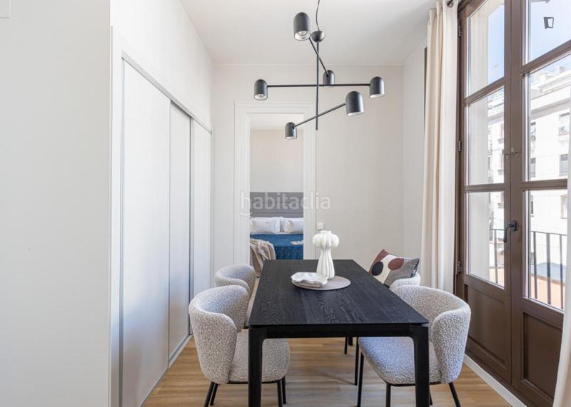 Foto 7f1c8dd4-d626-4aaf-88b0-10b40d1ff72c. Lloguer apartament amb calefacció a Gòtic Barcelona