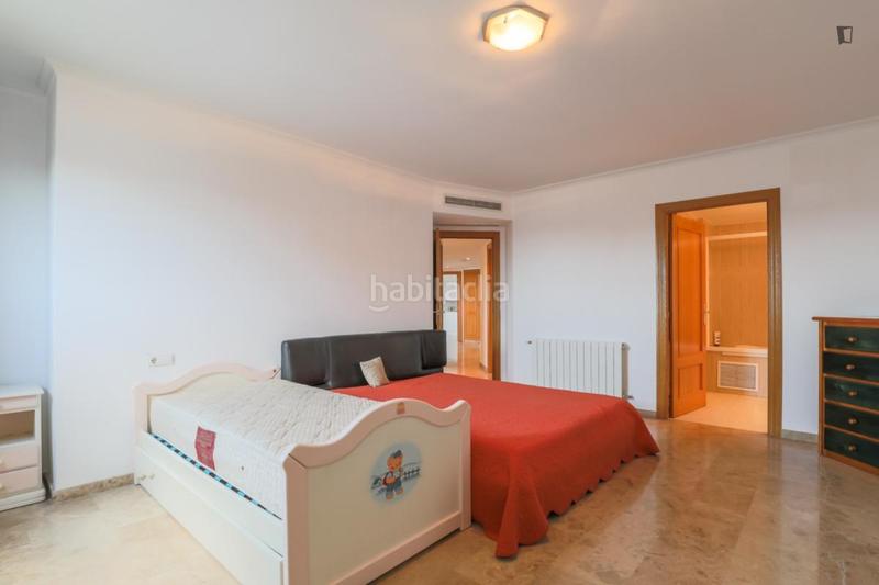 Foto 863c220c-1752-4bbc-b4ab-ebab8343665b. Lloguer apartament a Barrio de Campanar Valencia