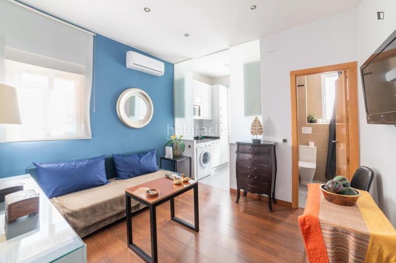 Foto aee446a2-93e7-49bd-ae5c-998264b18a8a. Lloguer apartament a Embajadores-Lavapiés Madrid