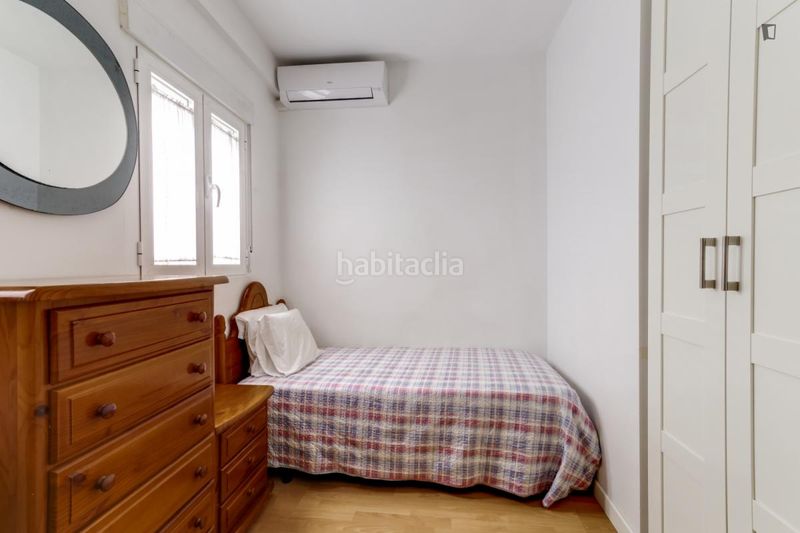 Foto c03aa481-df80-471b-92a1-6fa7c5e2100b. Lloguer apartament amb calefacció a Argüelles Madrid