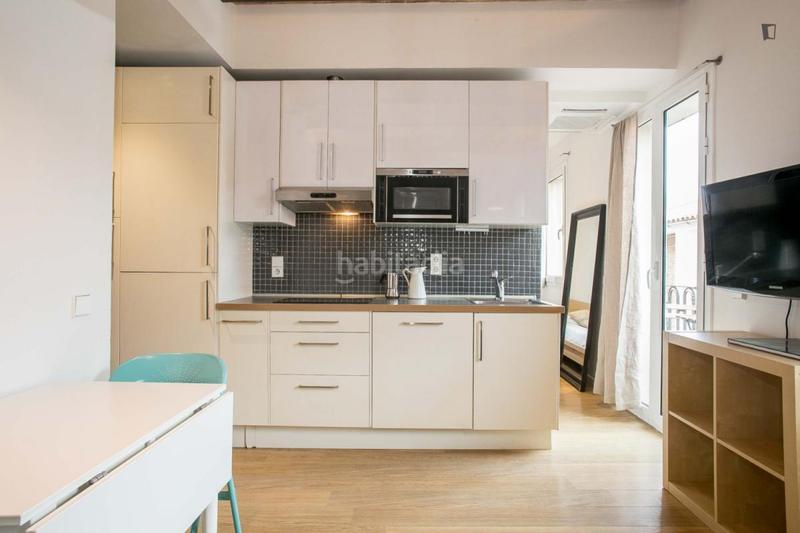 Foto 4eaaf6f7-8c13-4d9f-8a95-b1414b3e1904. Lloguer apartament amb calefacció a Barceloneta Barcelona