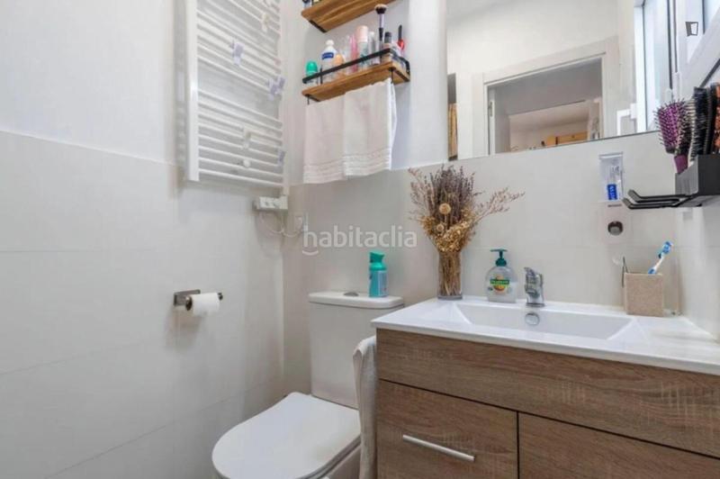 Foto 0e7f70df-d0f3-4be4-8345-2ee3c3dd3f6e. Lloguer apartament a Almagro Madrid