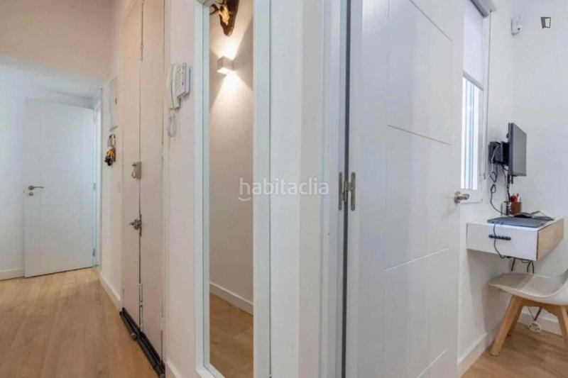 Foto 231d3ce6-f4c7-4ac4-8f00-d02f87e34efe. Lloguer apartament a Almagro Madrid