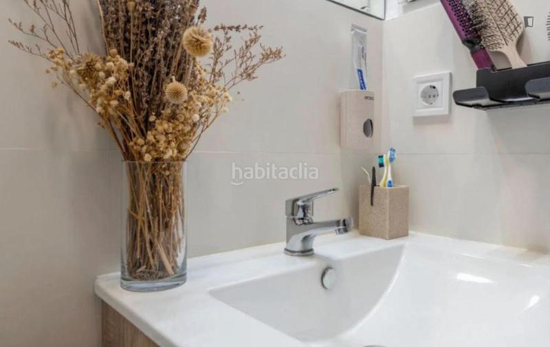 Foto 3dc5070a-0803-4406-bef1-ea9464b46fc8. Alquiler apartamento en Almagro Madrid