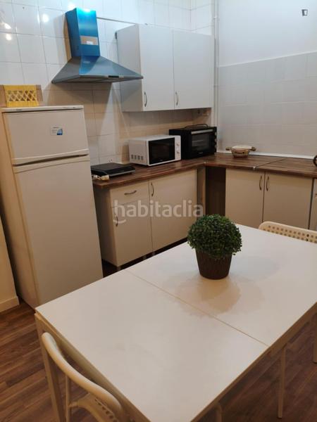 Foto b74720a4-4e34-4a41-998e-cfbeffbacea7. Rent studio in Torrefiel Valencia