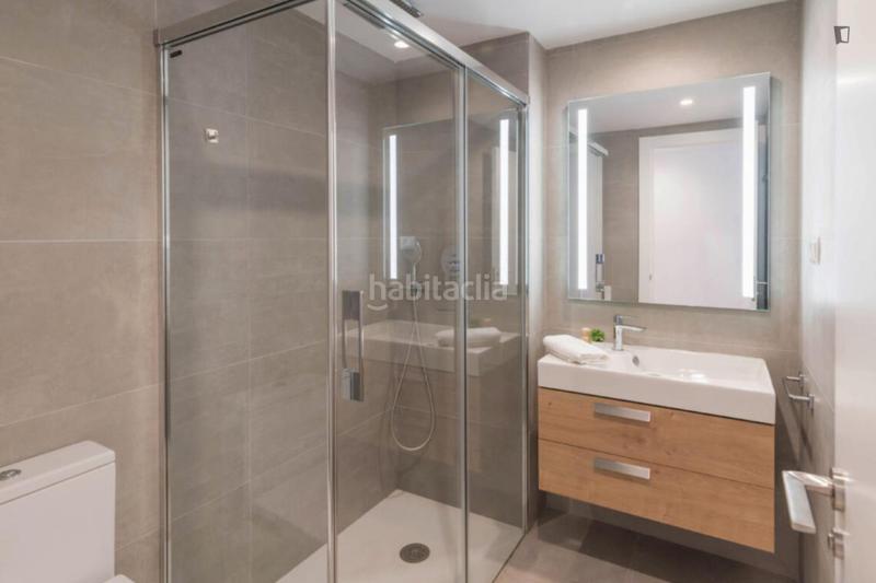 Foto 2f21f78f-9176-4e88-a952-44c369e9e068. Alquiler apartamento en Parque Ayala - Jardín de la Abadía - Huelín Málaga