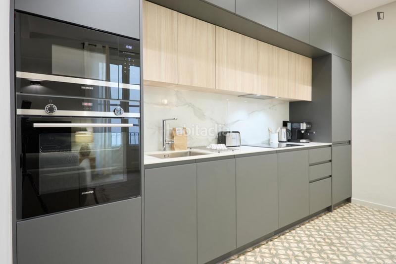 Foto b1d4520d-783d-407e-8c7e-17ac136dad0c. Lloguer apartament amb calefacció a Gòtic Barcelona