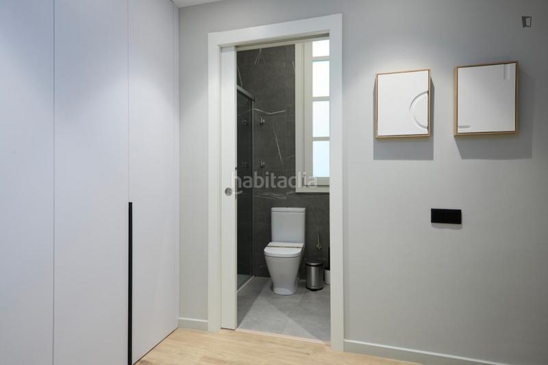 Foto ad7f6fdf-1c70-4ede-a9a4-a5f10b22638f. Rent apartment with heating in Gòtic Barcelona