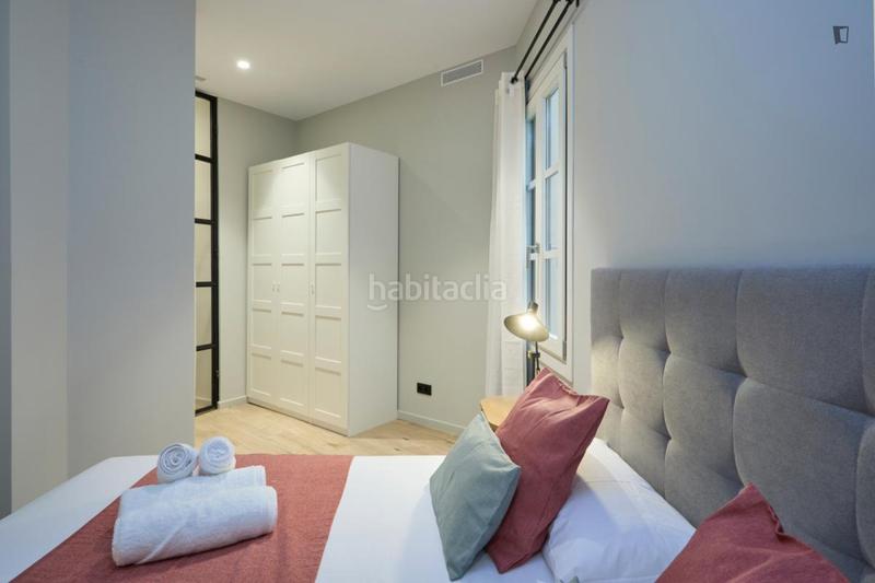 Foto c2779915-9f89-478d-80f2-9c68d167bae3. Rent apartment with heating in Gòtic Barcelona