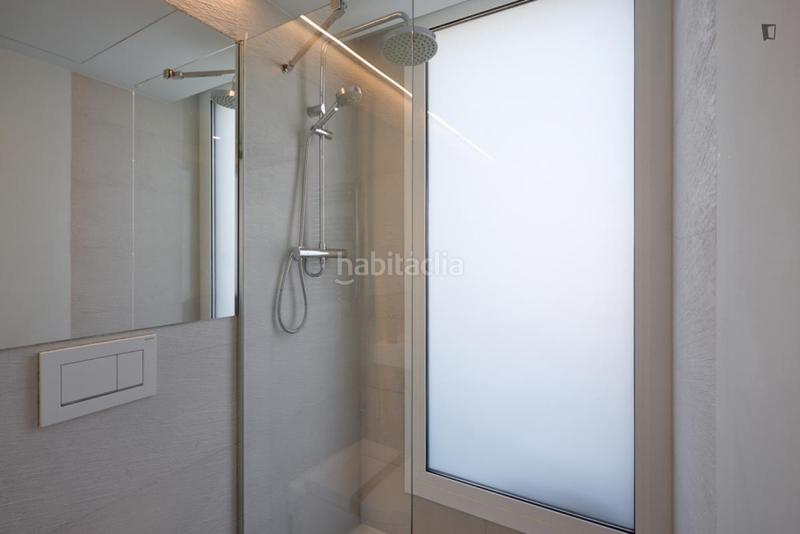 Foto cc06d7ca-d6dd-4faf-ac02-8f732709af02. Lloguer apartament amb calefacció a Gòtic Barcelona