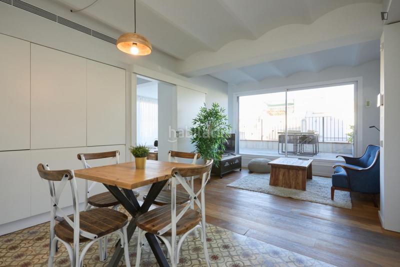 Foto 0abe1b75-28b9-4207-9cea-70f9cd88fb4c. Alquiler apartamento en Gòtic Barcelona