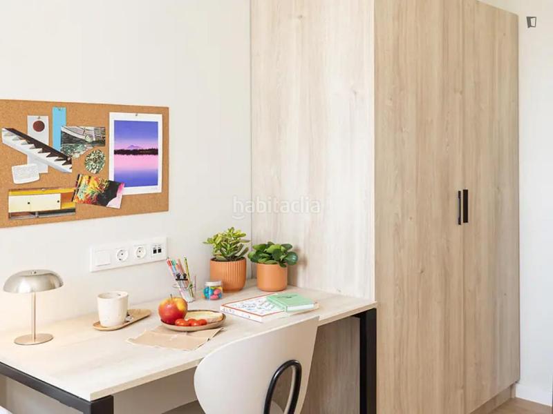 Foto b1337e5a-f1df-418c-84f8-7cf8d3fe5f12. Miete etagenwohnung mit heizung in Sant Pere Nord Terrassa