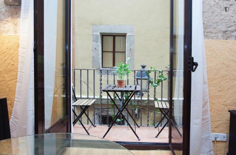 Foto d3c30615-0cd0-4309-b5f4-e7d7e616e6b7. Location studio dans Gòtic Barcelona