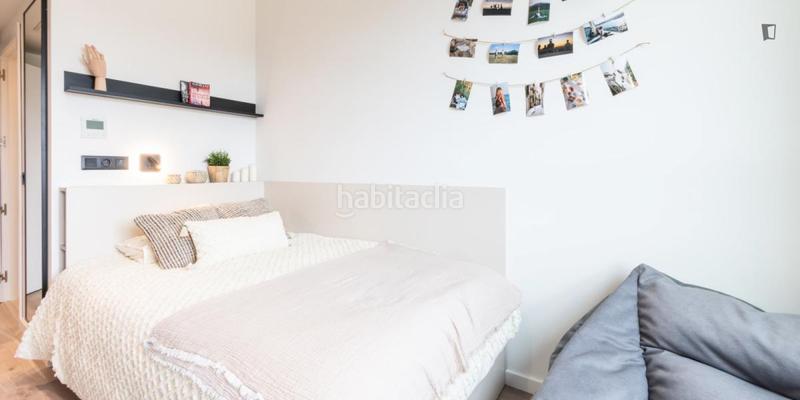 Foto 6d387bcc-c70f-45b6-993d-a7cba5c81015. Location appartement dans Montecarmelo Madrid