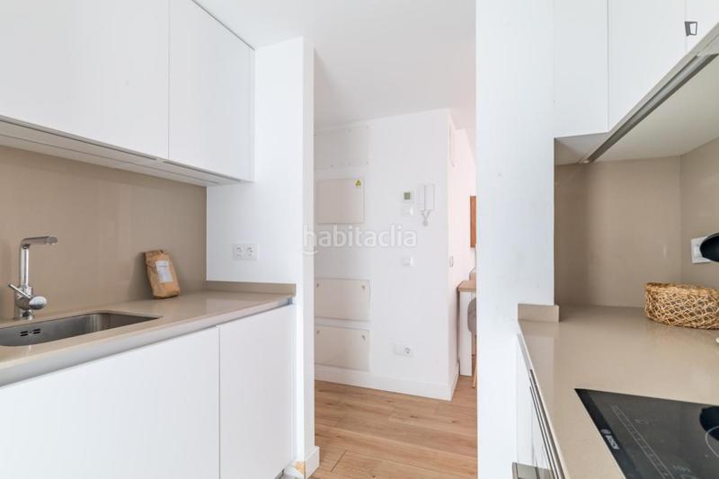 Foto b7c1a302-9e83-42e7-bfb2-e7b3a8ef435b. Miete studiowohnung in Castillejos-Cuzco Madrid