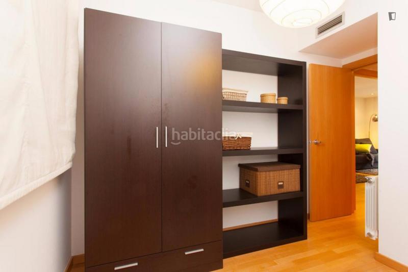 Foto 1ee4823a-0c94-44e6-9aca-f05e247dcdea. Miete appartement mit heizung in El Camp de l´Arpa del Clot Barcelona