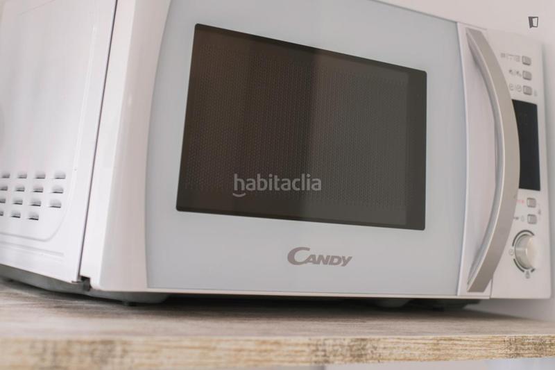 Foto 03368145-cce7-4431-88d2-44e637155d29. Alquiler estudio en Natzaret Valencia