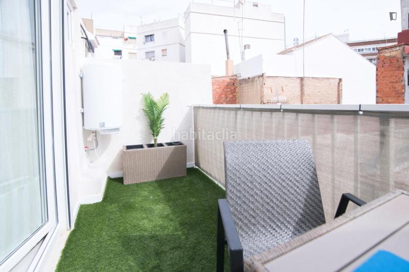 Foto 1fc3696c-25b3-4fa4-839e-e9cb5e918f2f. Alquiler estudio en Natzaret Valencia