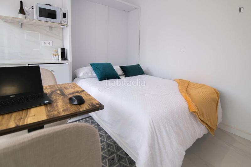 Foto 4d5a6d4c-5ea6-48d2-8999-42c88c294067. Alquiler estudio en Natzaret Valencia