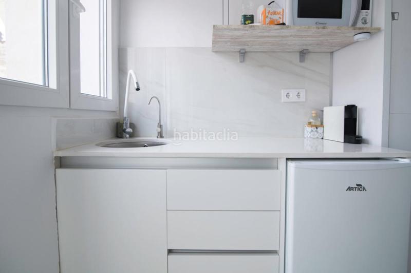 Foto 88ba9052-2509-4758-b6ba-a6da1bca6cf5. Alquiler estudio en Natzaret Valencia