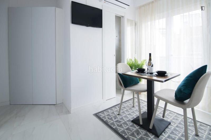 Foto 9ca9b277-13c3-463d-9c03-2863131b23f1. Alquiler estudio en Natzaret Valencia