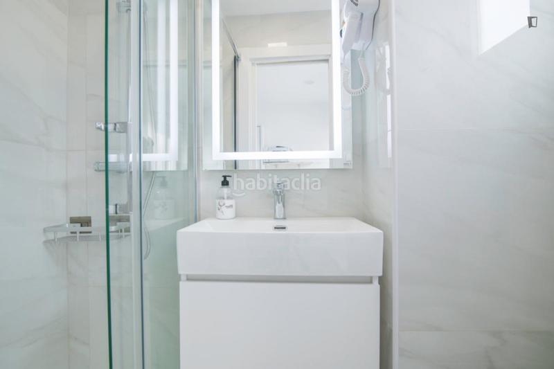 Foto f6f78fcf-98ad-44b7-a3f2-cb983ced535a. Alquiler estudio en Natzaret Valencia