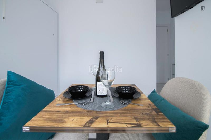 Foto fb524f50-7468-41c4-9d73-df88ea3f6cbf. Alquiler estudio en Natzaret Valencia