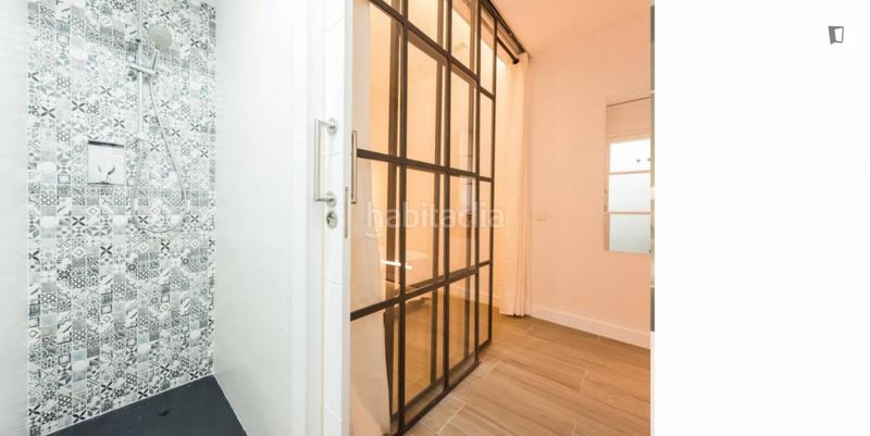 Foto 86ff002c-24b6-4783-b133-4a23b9e1a7b8. Lloguer apartament amb calefacció a Justicia-Chueca Madrid