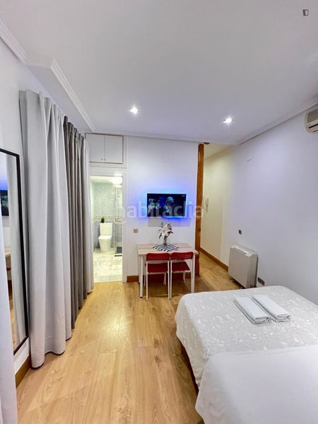 Foto f02fa322-bda7-403f-bdcf-fcf23787c9d7. Location studio avec chauffage dans Justicia-Chueca Madrid