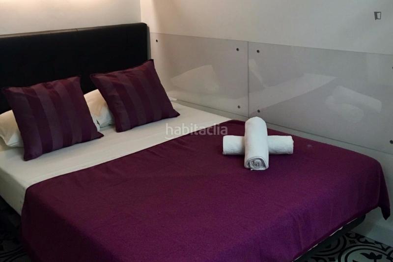 Foto 0b4357d6-7dde-45bc-872b-84ec83e359a5. Rent studio with heating in Dreta de l´Eixample Barcelona