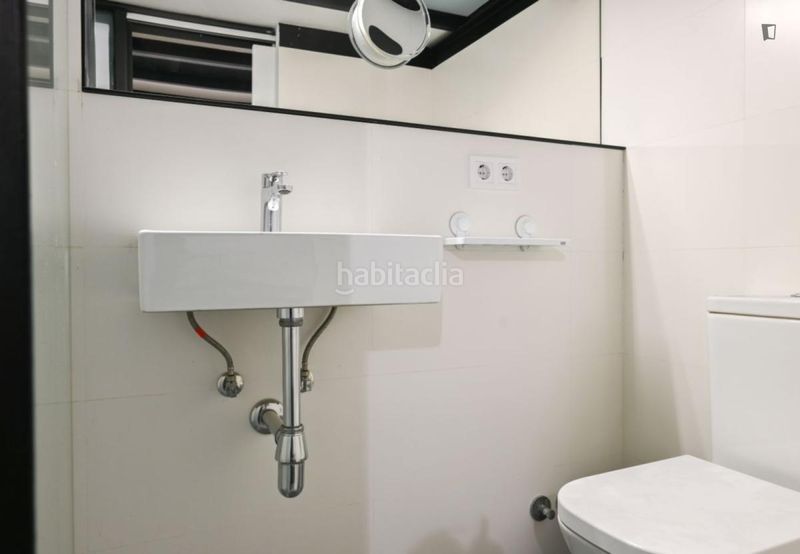 Foto 038e5a48-bc93-4517-92b6-77e787447bd5. Alquiler apartamento en Ciudad Jardín Madrid