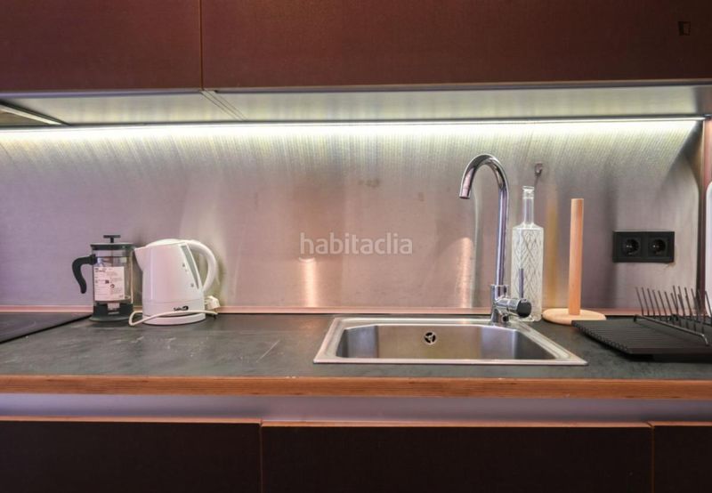Foto 8b13642c-6306-4e52-b5c4-54cc49564047. Alquiler apartamento en Ciudad Jardín Madrid