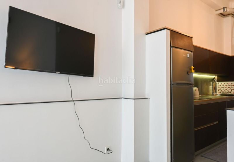 Foto e7d96b89-d769-4853-a9e4-6eb823bc6b48. Alquiler apartamento en Ciudad Jardín Madrid